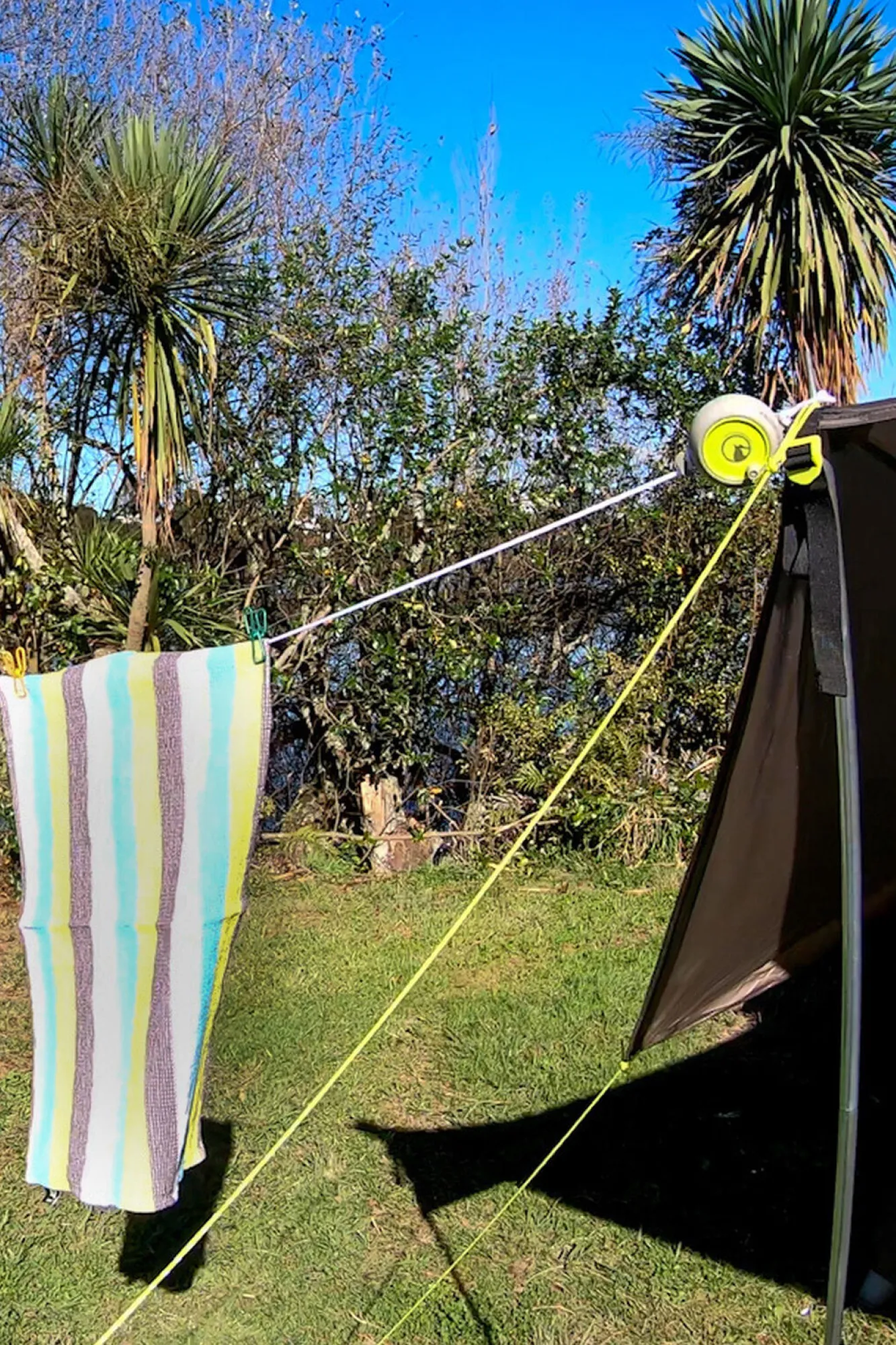 Portable Toilets & Showers>Macpac Zempire Wind Up Clothesline